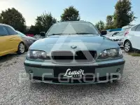 2002 BMW 318