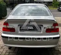 2002 BMW 318