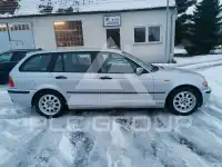 2002 BMW 318