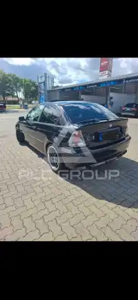 2002 BMW 318