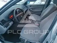 2002 BMW 318