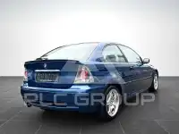 2002 BMW 318