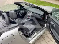 2002 Mercedes Benz SLK 200
