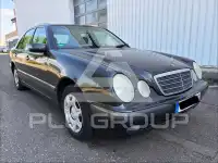 2002 Mercedes Benz E 200