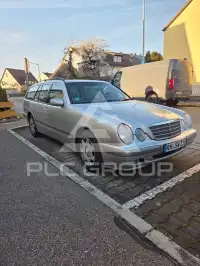 2002 Mercedes Benz E 200