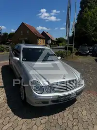 2002 Mercedes Benz E 200