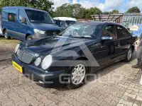 2002 Mercedes Benz E 200