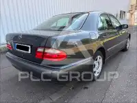 2002 Mercedes Benz E 200
