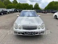 2002 Mercedes Benz E 200