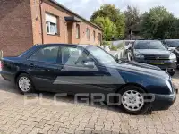 2002 Mercedes Benz E 200