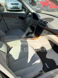 2002 Mercedes Benz E 220