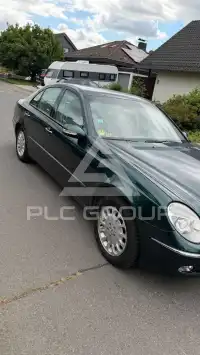 2002 Mercedes Benz E 220