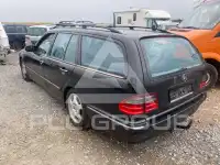 2002 Mercedes Benz E 220