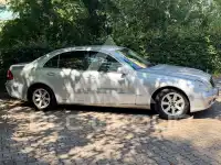 2002 Mercedes Benz E 220