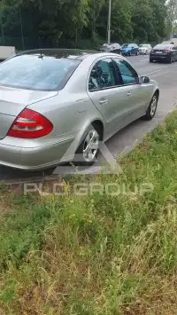 2002 Mercedes Benz E 240