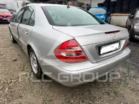 2002 Mercedes Benz E 240