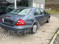 2002 Mercedes Benz E 240