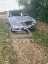 2002 Mercedes Benz E 270