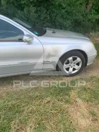 2002 Mercedes Benz E 270