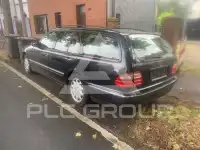 2002 Mercedes Benz E 270