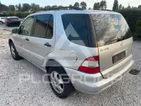 2002 Mercedes Benz ML 270