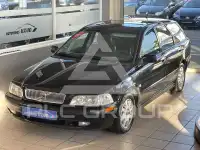 2002 Volvo V40