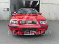 2002 Volvo V40