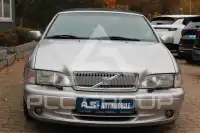 2002 Volvo C70