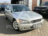 2002 Lexus IS200