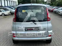 2002 Toyota YARIS