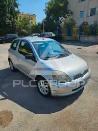 2002 Toyota YARIS