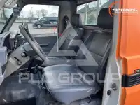 2002 Toyota LAND CRUISER