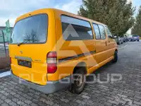 2002 Toyota Hiace
