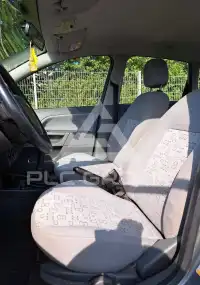 2002 Ford FIESTA