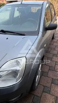 2002 Ford FIESTA