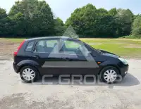 2002 Ford FIESTA