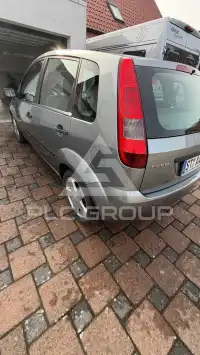 2002 Ford FIESTA