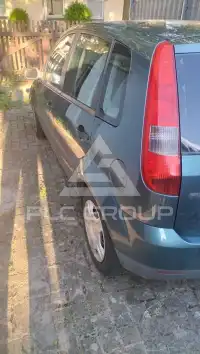 2002 Ford FIESTA