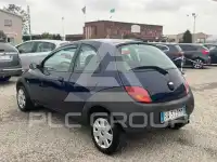 2002 Ford KA