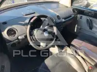 2002 Volkswagen BEETLE