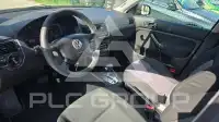 2002 Volkswagen GOLF