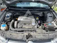 2002 Volkswagen GOLF