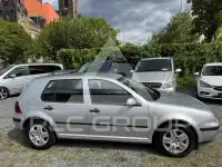 2002 Volkswagen GOLF