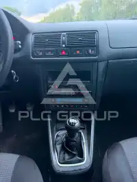 2002 Volkswagen GOLF
