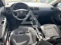 2002 Volkswagen GOLF