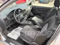 2002 Volkswagen GOLF