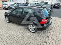 2002 Volkswagen GOLF