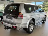 2003 Mitsubishi PAJARO