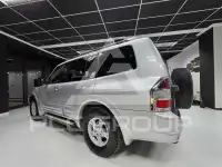 2003 Mitsubishi PAJARO