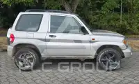 2003 Mitsubishi PAJARO